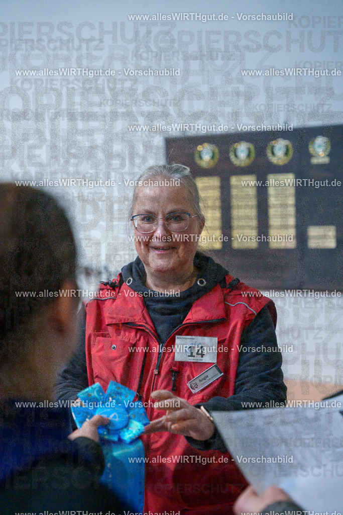 7R501571 | Professionelle Tierfotografie in Mönchengladbach von Daniel Wirth (allesWIRTHgut). Liebevolle & natürliche Bilder von Hunden & Katzen für unvergessliche Erinnerungen.