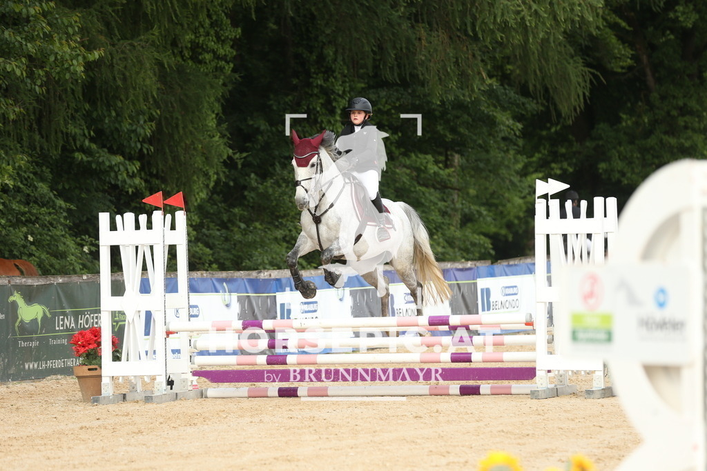 DL2Q4354 | Willkommen bei Brunnmayr - Design & Fotografie – Ihrem Spezialisten für Reitturniere und Pferdeveranstaltungen in Oberösterreich, Salzburg und Bayern! Seit über 17 Jahren sind wir leidenschaftlich dabei.