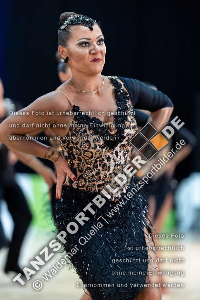 20240120-01262 | Hier finden Sie Tanz Bilder vom Latein und Standard Formationen tanzen. Sportbilder vom Tanzsport. Schöne Fotos und von Weltmeisterschaft, Europameisterschaft, Bundesliga, Regionalliga, Oberliga und Landesliga sowie von GOC Stuttgart, DanceComp, WM Bremen