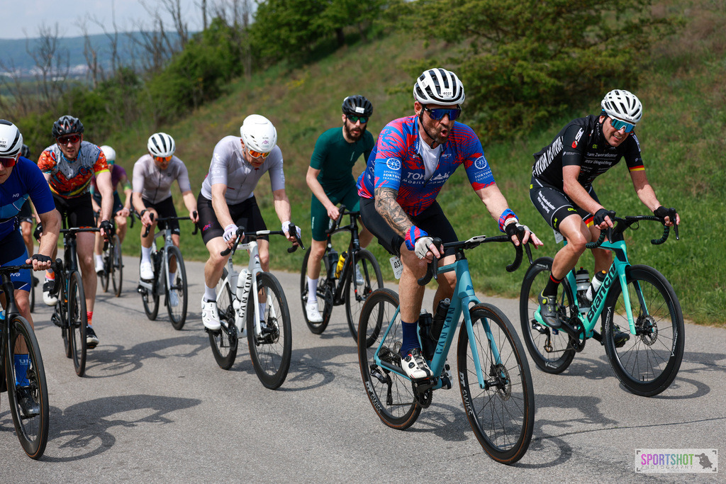 366_AR6_0311 | Neusiedlersee Radmarathon 2026@sportshot_your_pictrs #yourpictures#roadtowm2029 #nrm #neusiedlerseeradmarathon #neusiedlersee #neusiedlerseetourismus #burgenland #mörbisch #nrm26 #burgenlandtourismus #voglundco #poweredbyburgenlandtourismus #radsport #rad #marathon #ucigranfondo #visitburgenland #ucigranfondoworldseries