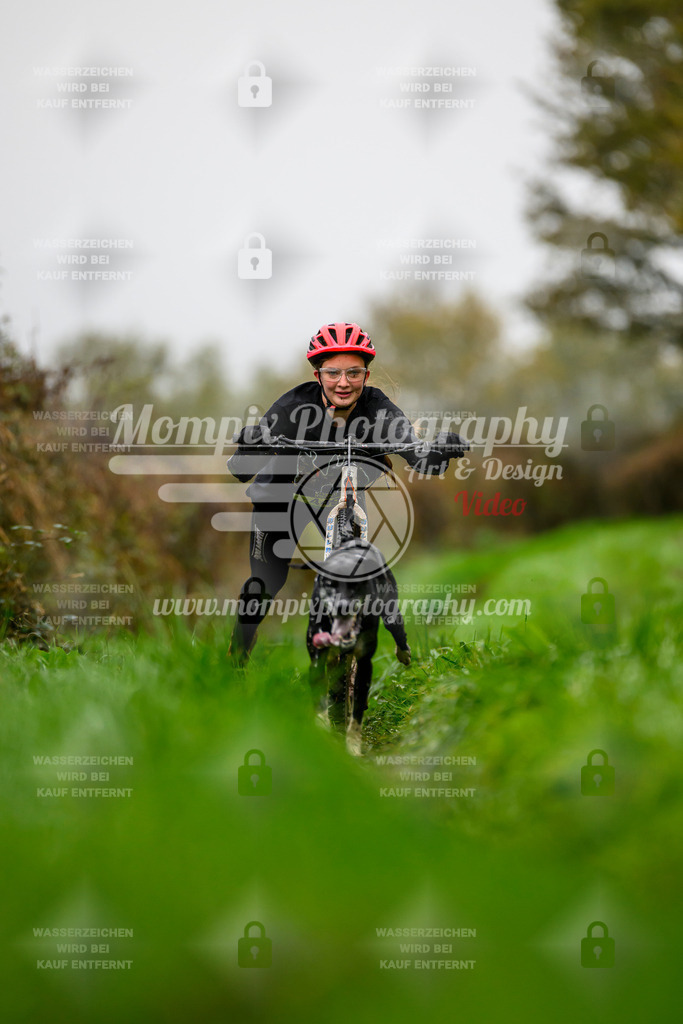 MompixPhotography_20TSB_E8_DS1-31 | PayLife