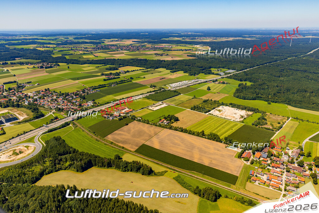 Föching Holzkirchen Bild- Das Luftbild wurde 2025 vom UL-Flugzeug heraus erstellt ( keine Drohne ) - Hochauflösende Luftaufnahme -Nicht vergleichbar mit Google Maps oder Satelittenbilder- Die Geschenkidee !Mit Lizenz und Bildrechte bestellbar