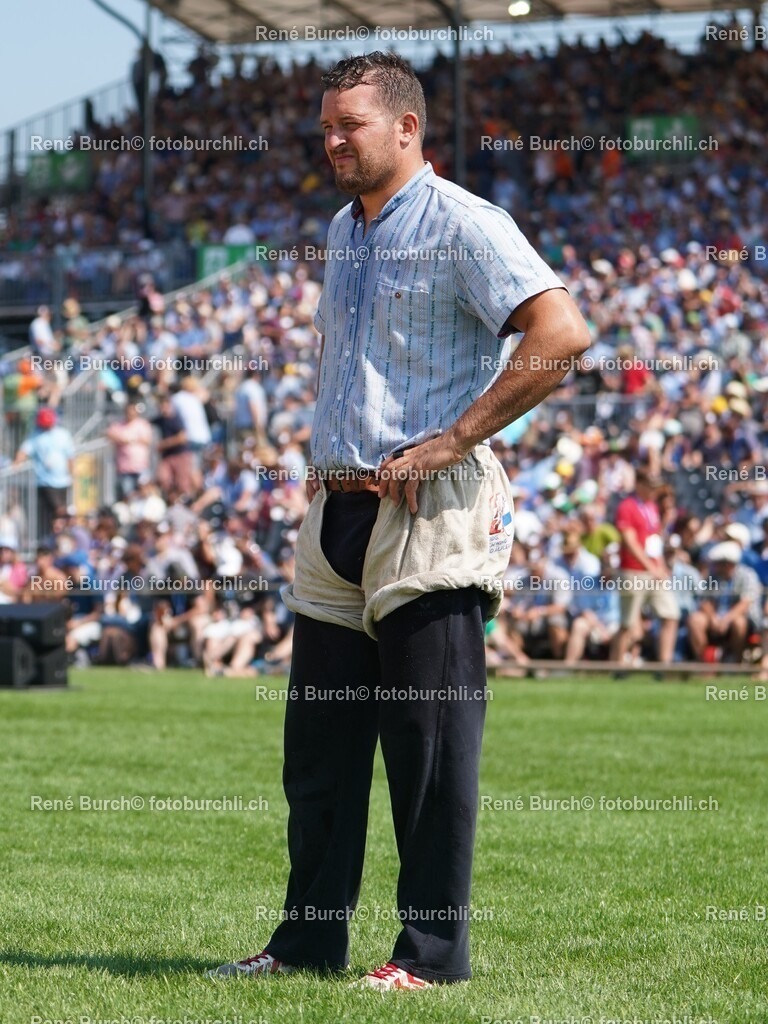 DSC07446 (2) | René Burch leidenschaftlicher Fotograf aus Kerns in Obwalden.  Hier finden sie Sport, Landschaft und Natur Fotografie.
 - Realisiert mit Pictrs.com