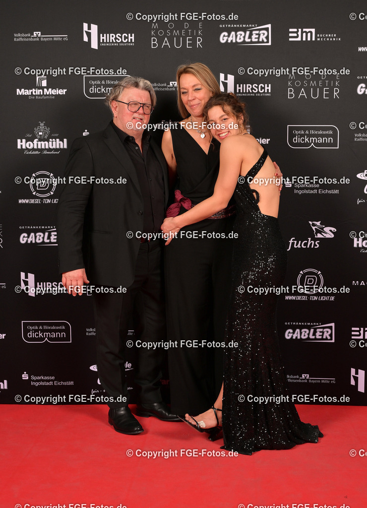 20240114-fge-fotos-0338 | Eröffnungsball der FGE am 14.01.2024 im Alten Stadttheater in Eichstätt. - Realisiert mit Pictrs.com