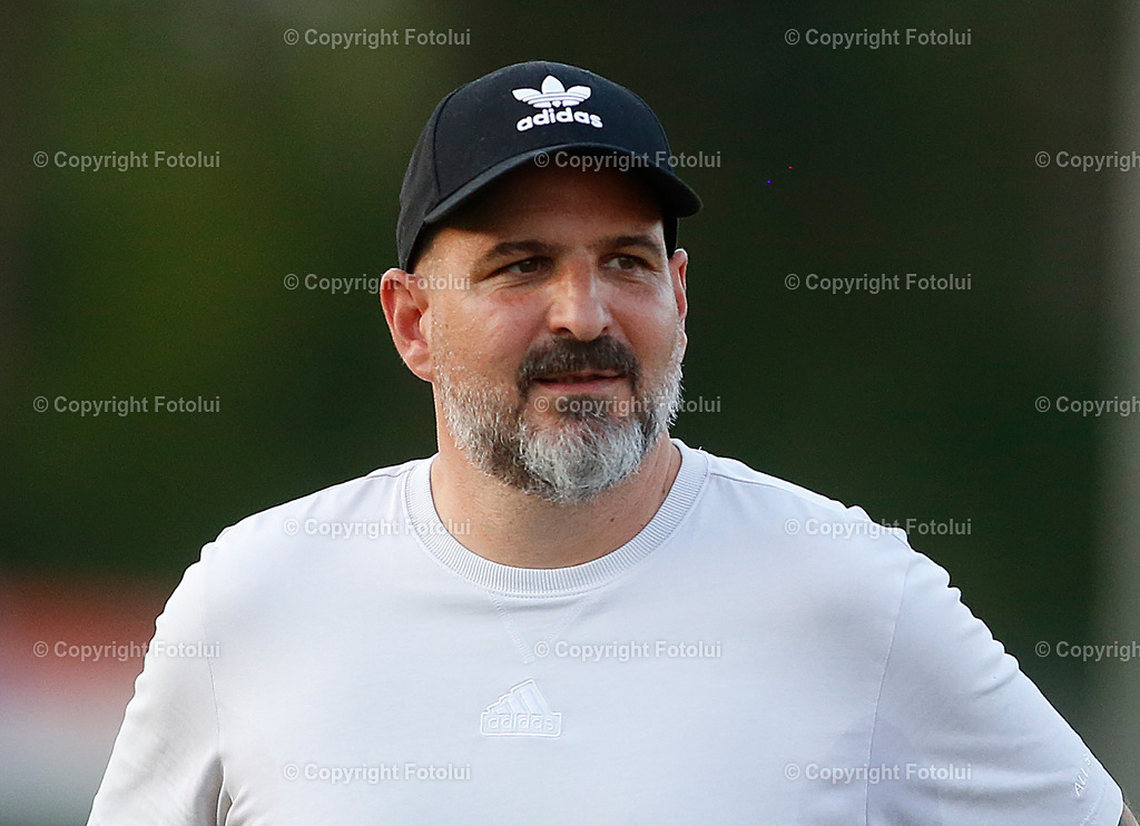 A_LUI_150825_25 | SPORT,FUSSBALL,REGIONALLIGA MITTE ASKOE OEDT-SPG LASK AMATEURE 15.08.2025 IM BILD : TRAINER ANDREAS WIELAND (LASK/AMATEURE) FOTO.FOTLUI