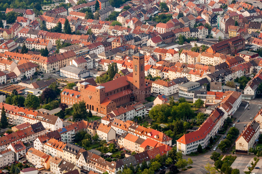 Luftbild: St. Anton in Pirmasens im Bundesland Rheinland-Pfalz in Deutschland. Foto: IMG_29340.jpg vom 25.06.2010 durch Werner Riehm/FLY-FOTO.de