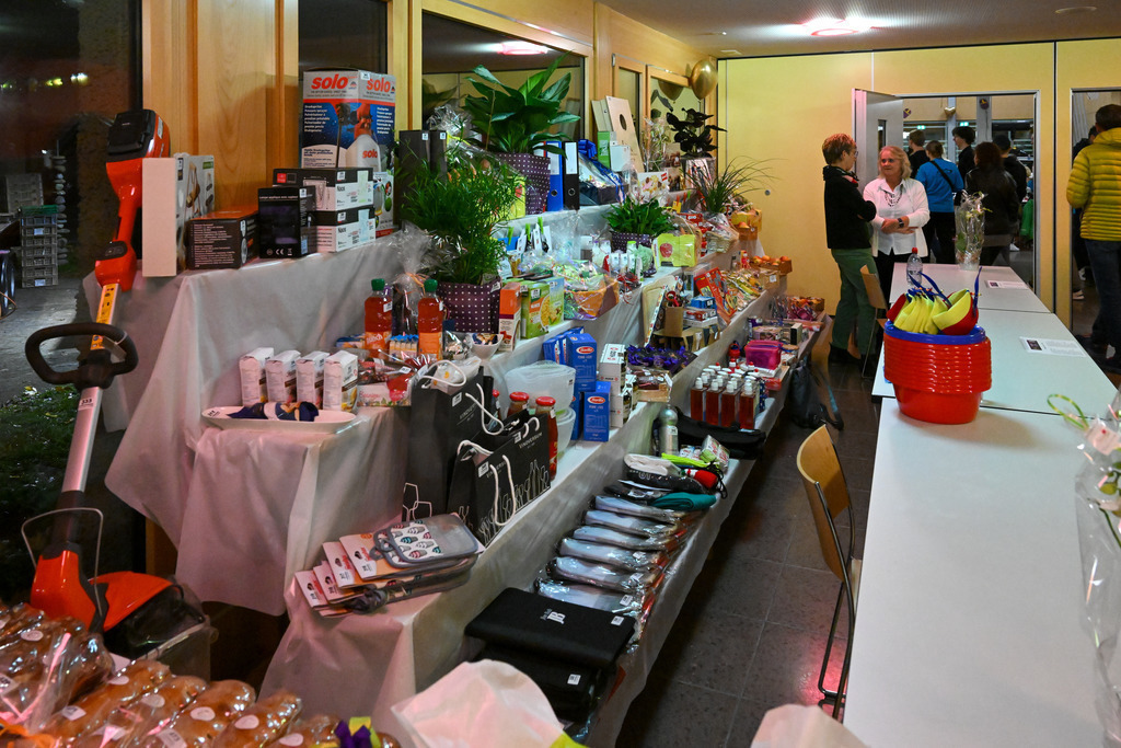 18. November 2022 - Abendundunterhaltung TV/DTV Neftenbach | 18. November 2022 / MZH Auenrain, Neftenbach
Abendundunterhaltung TV/DTV Neftenbach
Motto: Klick zum Glück
Bild: Sportfotografie Markus Aeschimann | www.markus-aeschimann.ch - Realisiert mit Pictrs.com