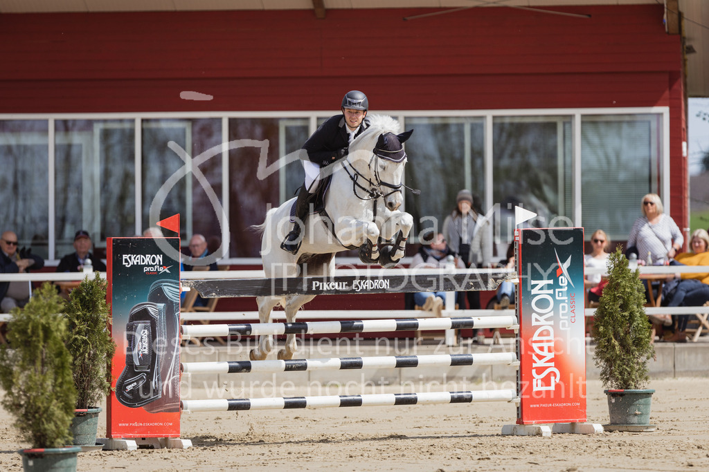 230501_SpengeW_M2St-191 | Deine schönsten Turniermomente als professionelle Fotos! Entdecke hochwertige Pferdesport-Fotografie im Online-Shop. Jetzt Fotos finden & bestellen!