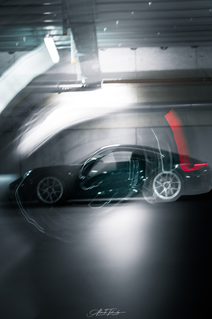 911 GT3 Touring Arlogrünmetallic | Entdecken Sie die faszinierende Welt von Alexander Tschuncky Arts: Kreative Fotografie, atemberaubende Automobilkunst und hochwertiger Bilderdruck. Lassen Sie sich inspirieren! - Realisiert mit Pictrs.com