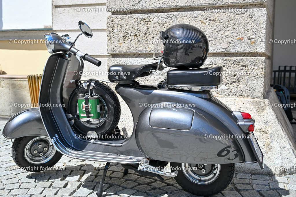 Lets Vespa togehter_ Neuhofen_ 05.05.2024-133 | 05.05.2024, Neuhofen, Kremsmuenster, AUT, Lets Vespa togehter 2024, Vespatreffen, im Bild Teilnehmer Vespatreffen, Motorsport Stadler