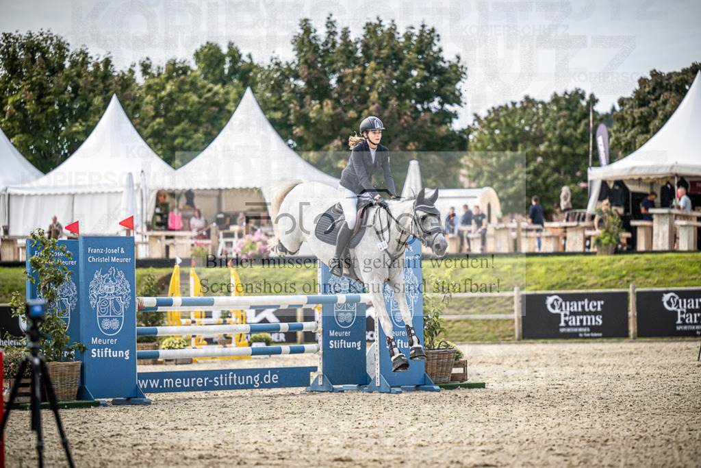 DOS_9954 | Entdecke hochwertige Reitturnierfotos von Foto Oger. Professionell, emotional und authentisch – jetzt Lieblingsmomente im Shop bestellen.Deutschlandweite Turnierfotografie. - Realisiert mit Pictrs.com