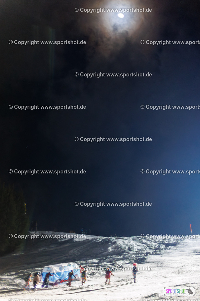 SZI_8021 | VerticalUp! #vertical_up_kitzbuehel #sportshot_your_pictrs #yourpictrs #dinafit #verticalup!2026