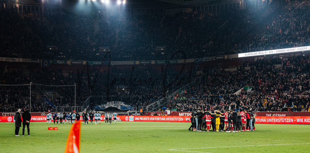 2. Bundesliga, Saison 2023/24, 25. Spieltag: Fortuna Düsseldorf - Hamburger SV | Düsseldorf, 08.03.2024: 2. Bundesliga, 25. Spieltag, Fortuna Düsseldorf gegen Hamburger SV in der Merkur Spiel-Arena in Düsseldorf. Foto: sportfotografie.ms | Markus Paletta - Realisiert mit Pictrs.com
