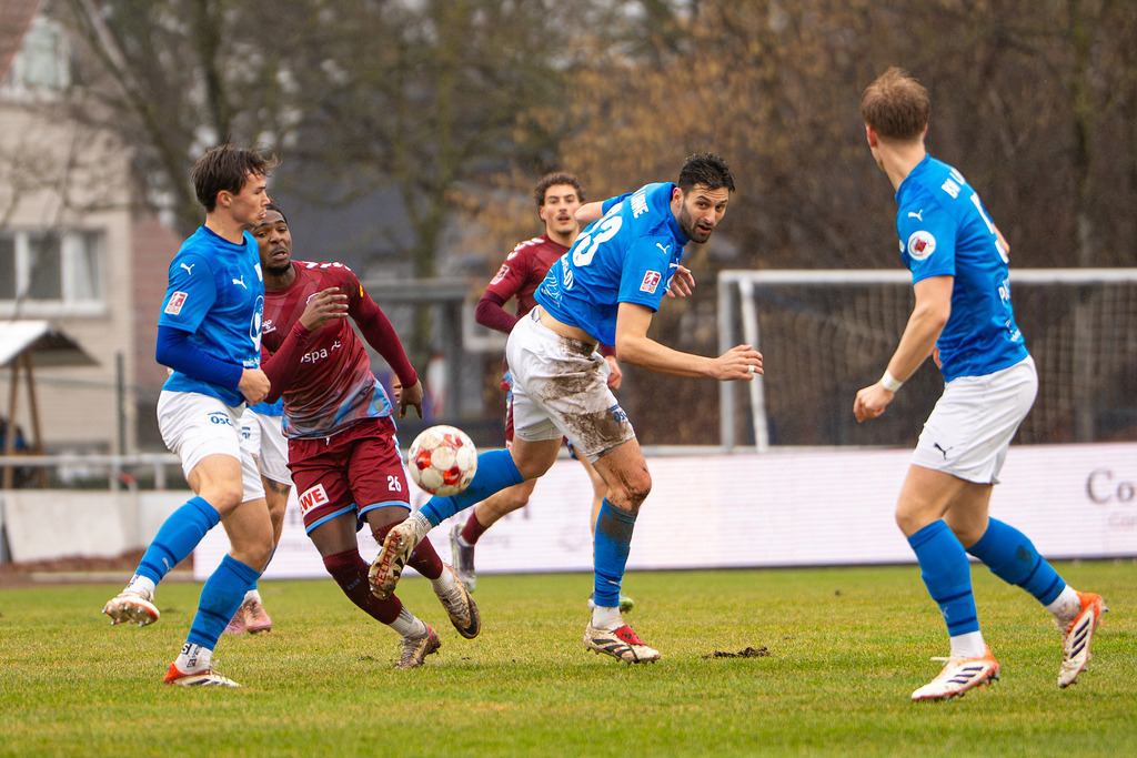 Fußball I Herren I Saison 2025-2026 I Regionalliga Nord I 23. Spieltag I TuS Blau-Weiß Lohne - SC Weiche Flensburg 08 I 0231 | jns.sportfotos - Realisiert mit Pictrs.com
