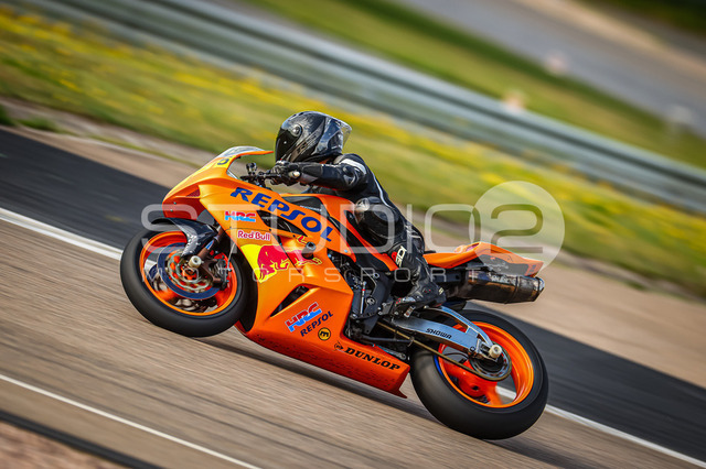 0555-260806SR-004_555 | Deine Full-Service-Agentur für ✔️Videoproduktionen und ✔️Motorsportfotografie Jetzt Angebot anfragen!