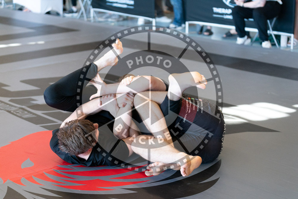 20250329PBB4739 | Fighters compete during the International Luta Livre (ILLCS) Germany IX Spring 2025 Competition spring on March 29, 2025 in Hannover, Germany.© Chiara Dazi