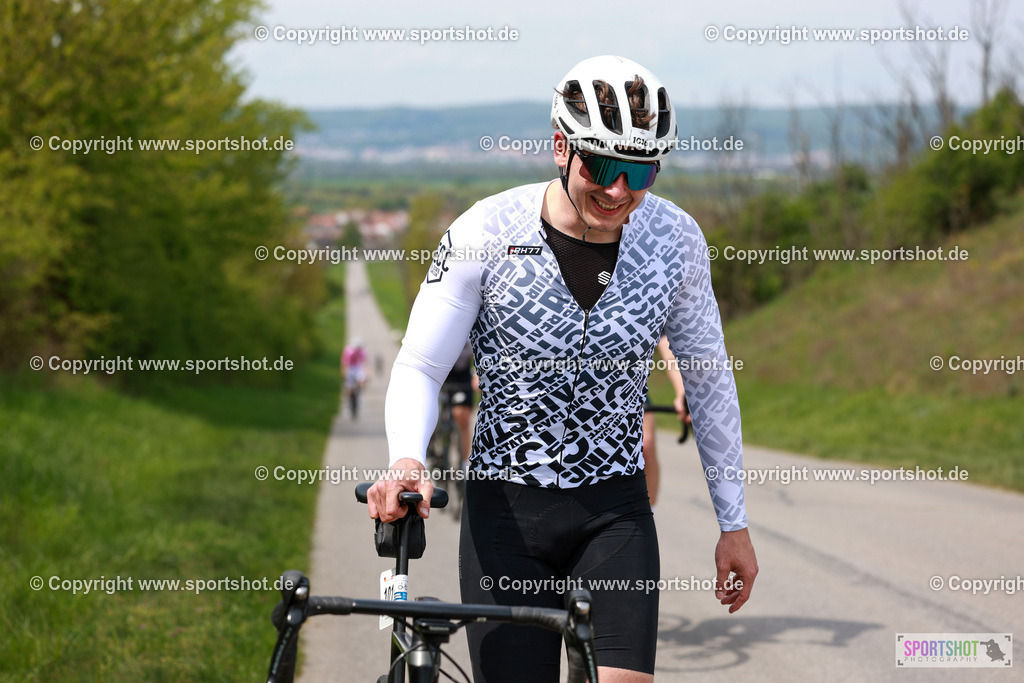 967_AR6_0920 | Neusiedlersee Radmarathon 2026@sportshot_your_pictrs #yourpictures#roadtowm2029 #nrm #neusiedlerseeradmarathon #neusiedlersee #neusiedlerseetourismus #burgenland #mörbisch #nrm26 #burgenlandtourismus #voglundco #poweredbyburgenlandtourismus #radsport #rad #marathon #ucigranfondo #visitburgenland #ucigranfondoworldseries