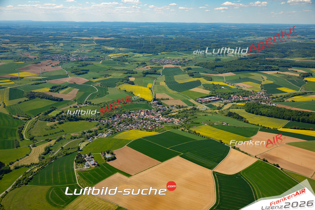 Ballenberg Ravenstein Bild- Das Luftbild wurde 2025 vom UL-Flugzeug heraus erstellt ( keine Drohnen Bilder! ) - Hochauflösende Luftaufnahme -Nicht vergleichbar mit Google Maps oder Satelittenbilder- Die Geschenkidee !Mit Lizenz und Bildrechte bestellbar