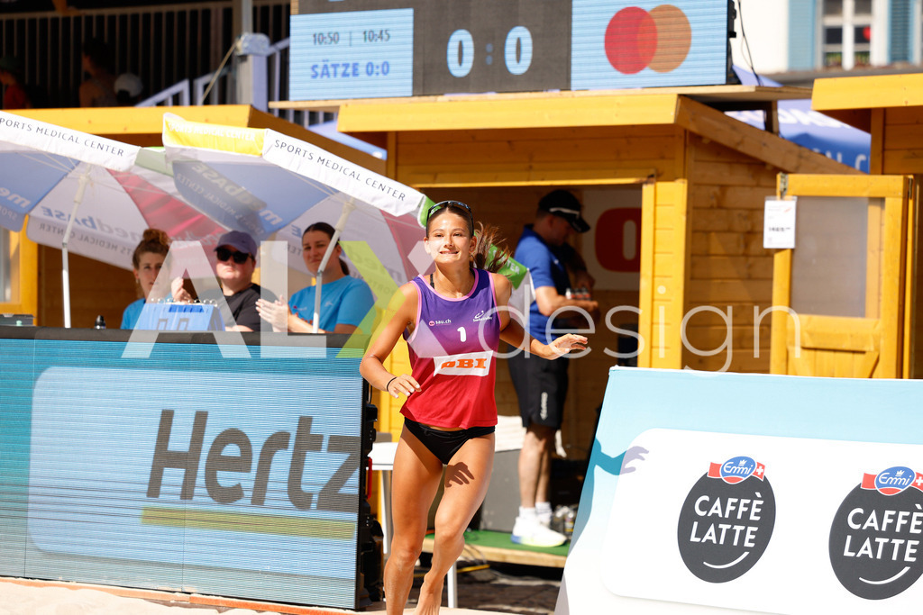 Obi BeachTour 2026 - Basel | BASEL, SWITZERLAND - JULY 18: NOEMI GRÜNIG (SUI) during the Obi BeachTour 2026 match between ZOBRIST / LUTZ (SUI) and GRÜNIG / PROBST (SUI) at Barfüsserplatz on July 18, 2026 in Basel, Switzerland. - Realisiert mit Pictrs.com