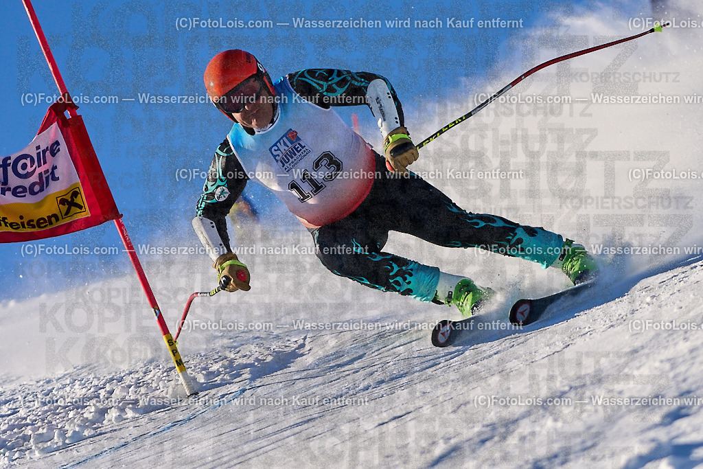 ALP4800_MASTERS-Cup_GS-A Herrn_Mestres Robert | (C)FotoLois.com, Alois Spandl. FIS Masters-Cup Wildschönau, Giant Slalom auf der Piste Schatzberg GS, Siegerehrung auf dem Dorfplatz Niederau, Sa 13. Januar 2024.