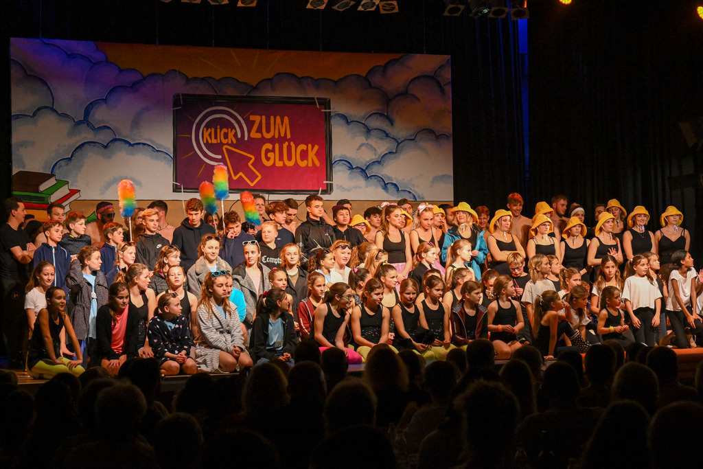 18. November 2022 - Abendundunterhaltung TV/DTV Neftenbach | 18. November 2022 / MZH Auenrain, Neftenbach
Abendundunterhaltung TV/DTV Neftenbach
Motto: Klick zum Glück
Bild: Sportfotografie Markus Aeschimann | www.markus-aeschimann.ch - Realisiert mit Pictrs.com