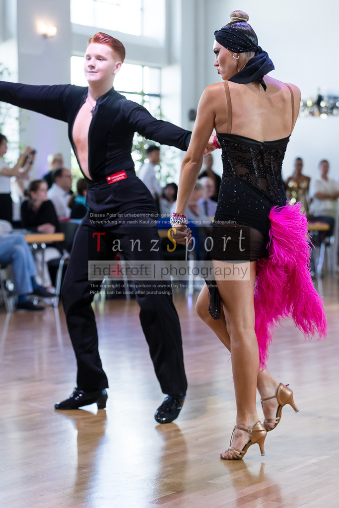 20240616_D-Cup-HGR-Latein_2596 | Tanzsportbilder, Standardtanz, Lateintanz, WDSF, DTV, LTVB, dancecomp, goc, hessen tanzt, blaues band der spree, walzer, tango, wiener walzer, slowfox, quickstepp, samba, rumba, cha-cha-cha, paso doble. jive, hd-kroft photography, turniertanzsport