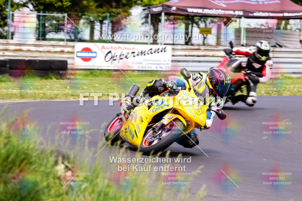 MotoTeamVBK-20798 | Hier findet Ihr Bilder von Touristenfahrten auf der Nürburgring Nordschleife oder von anderen Veranstaltungen die ich besucht habe. Viel Spass beim Durch Schauen 