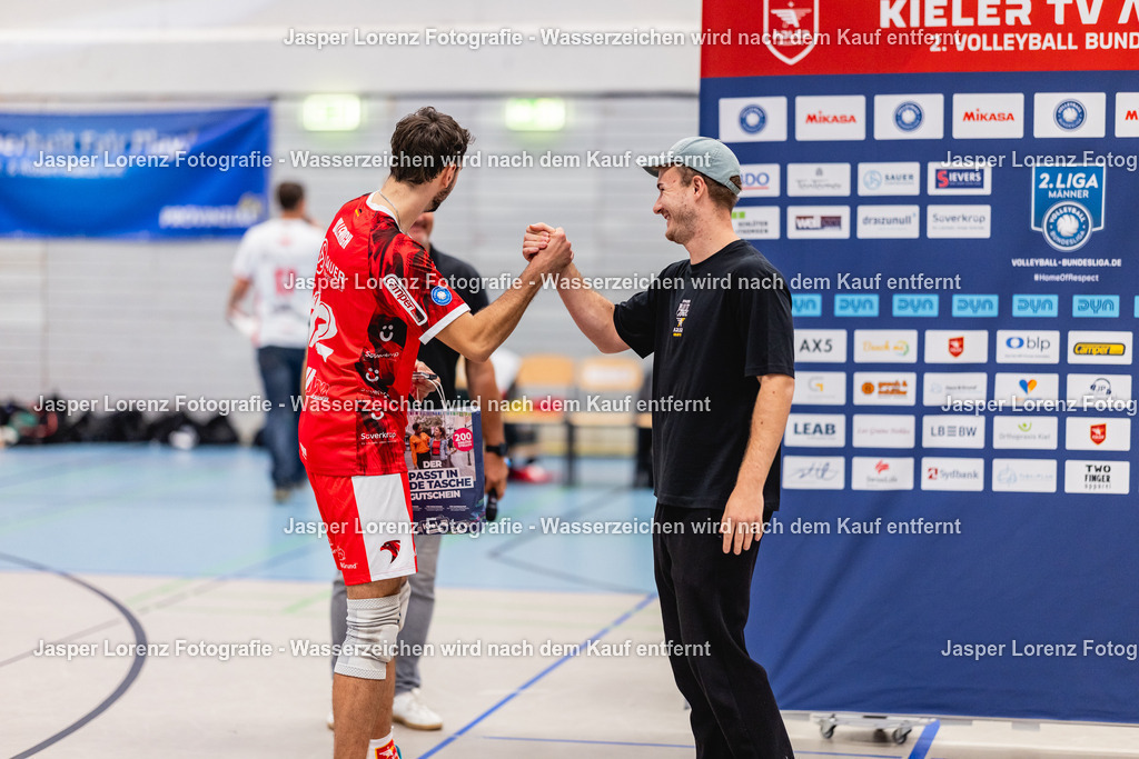 Volleyball I Herren I Saison 2026-2027 I 2. Bundesliga Nord I 03. Spieltag I Kieler TV - TSV Giesen GRIZZLYS II | Jasper Lorenz Fotografie - Realisiert mit Pictrs.com