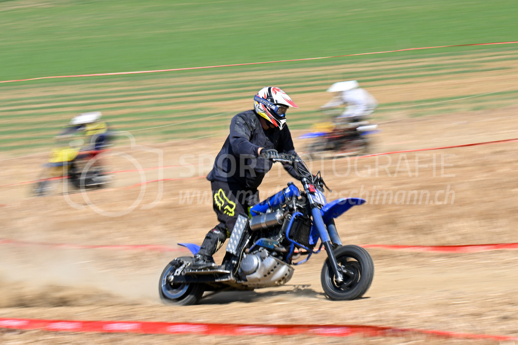 Motortrotti-Rennen Buch am Irchel - 19. August 2023 | Motortrotti-Rennen Buch am Irchel
Buch am Irchel, Kt. Zürich
Bild: Sportfotografie Markus Aeschimann | www.markus-aeschimann.ch - Realisiert mit Pictrs.com