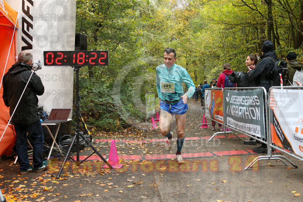 251026_1220_EX1_0105 | Sportfotografie im Rhein-Sieg Kreis, Köln, Bonn, NRW, Rheinland Pfalz, Hessen, etc. Unser Tätigkeitsfeld umfasst den Laufsport vom Volkslauf über den Marathon, Duathlon, Triathon bis zum Ultralauf wie Kölnpfad Ultra oder Schindertrail.