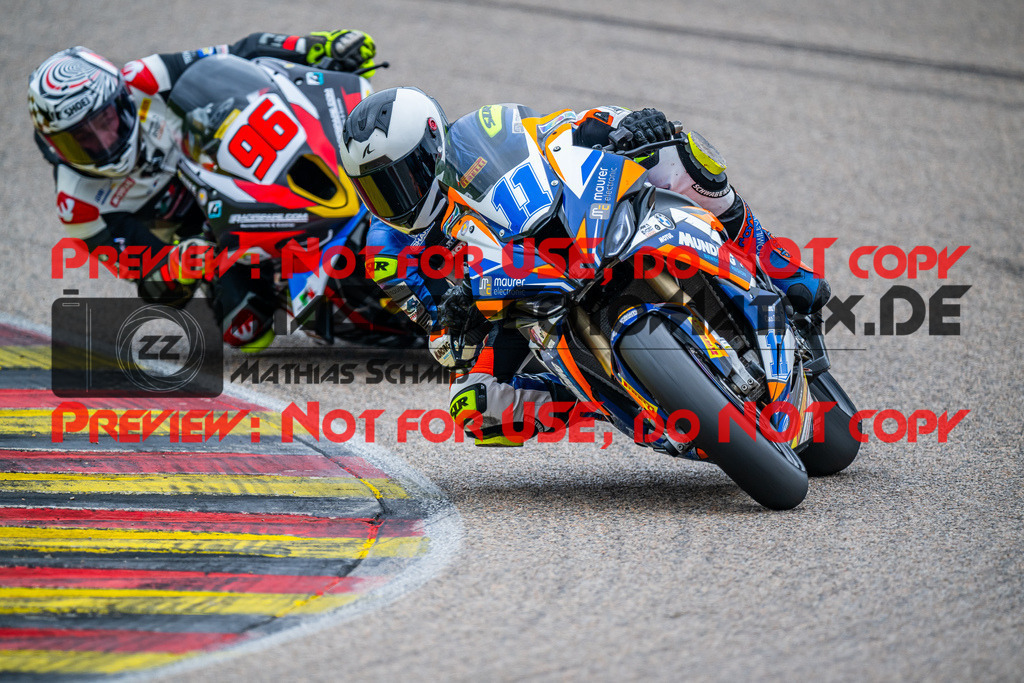 MaZZes_FotoMatrix_240503_6007705_6710 | STK1000