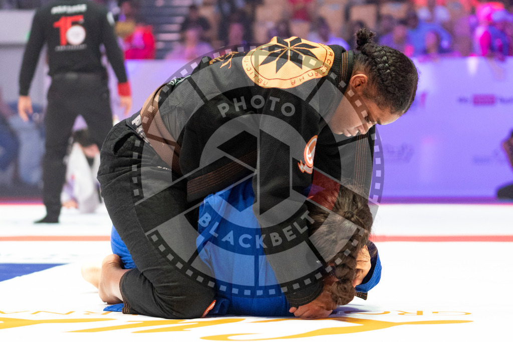 20231109PBB3417 | Fighters compete during the AJP World Professional Championship in the Mubadala Arena in Abu Dhabi, Arab United Emirates, on November 9, 2023.
