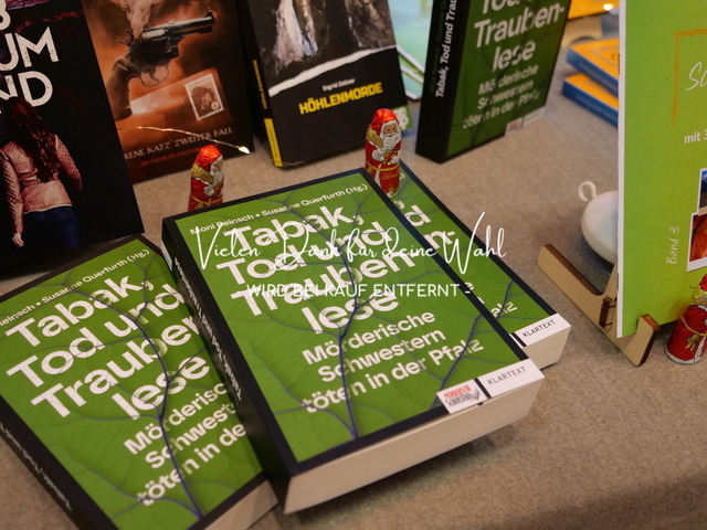 P1406129 | Fotografie für »mehr« Persönlichkeit ... von Anfang an - authentisch natürlich emotional - Geburt, Kinder und Familie, Entrepreneure, Kreative, Kamera-Scheue, Interessierte. Mit Empathie und ohne Posen erstelle ich Bilder mit "Wieder-Erkennungs-Gefühl".