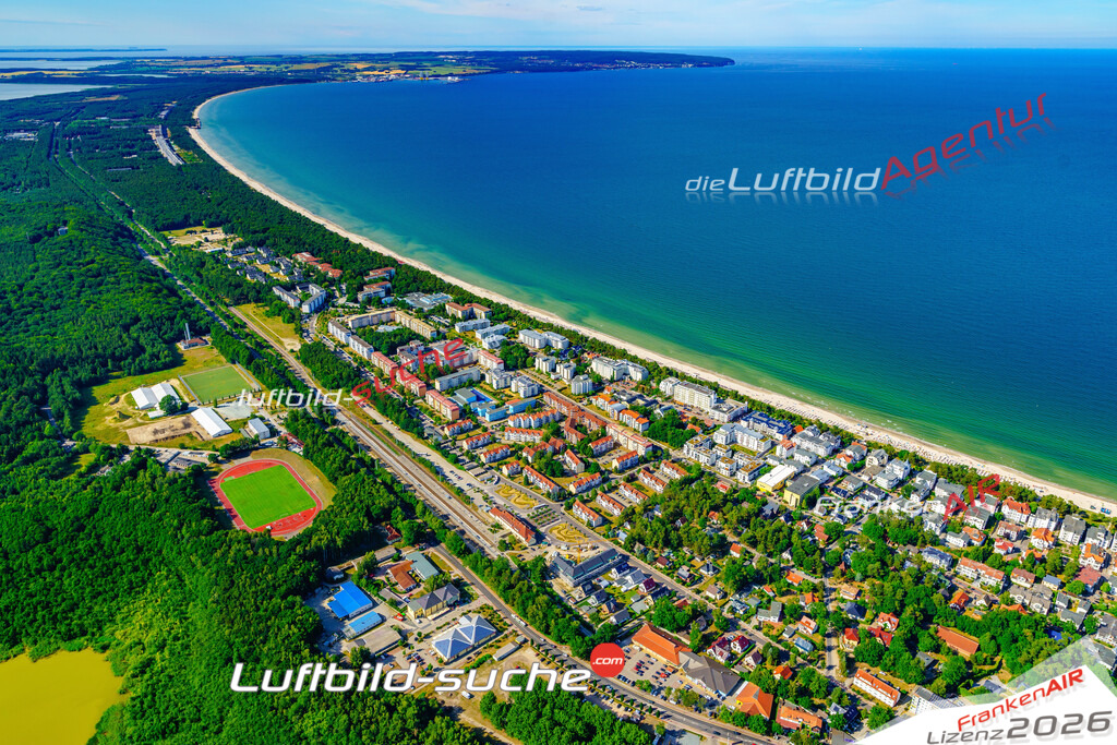Die Luftbildaufnahme Ostseebad - Binz wurde 2018 mittels Flugzeug (keine Drohne) erstellt. Perfekte Schärfe und Druck- Auflösung- Garantiert!