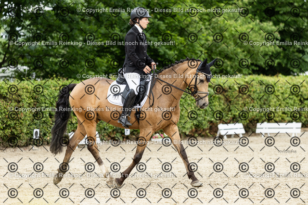 CL5A1081 | Emilia Reinking Fotografie - Realisiert mit Pictrs.com