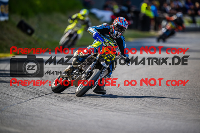 MaZZes_FotoMatrix_220529_9753 | Fotograf Mathias Schmid
Sportfotograf,
Eventfotograf,
Hochzeitsfotograf,
Portraitfotograf