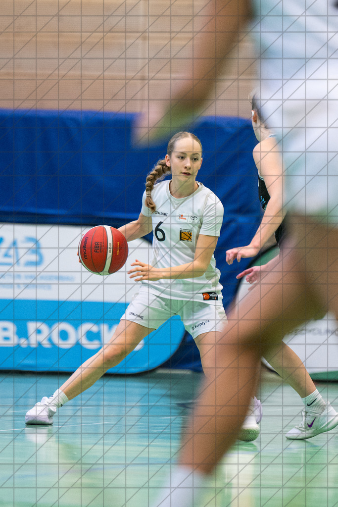 2. DBBL Nord 25/26 | Spieltag 04 | BBC Osnabrück vs. TuS Lichterfelde | 12.10.25: 2. DBBL Nord 25/26 | Spieltag 04 | BBC Osnabrück vs. TuS Lichterfelde / Osnabrück / Deutschland  //   CREDIT:www.bullenfotos.de, Martin König, Hörner Weg 40, D-49078 Osnabrück, +4917663732967 // Nutzung und Weitergabe nur zu den vereinbarten Zwecken. Presseanfragen an Ersteller. Alle Rechte beim Ersteller. Honorierung nach MFM. - Realisiert mit Pictrs.com