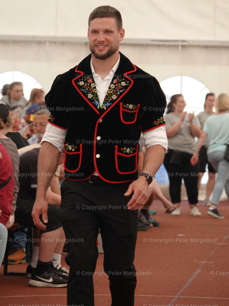 DSC06990 | Schwingen - Realisiert mit Pictrs.com