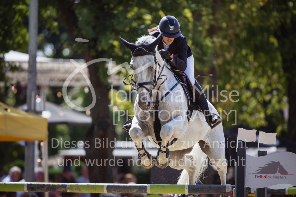 220828_Delbrueck_GrosserPreis-616 | Deine schönsten Turniermomente als professionelle Fotos! Entdecke hochwertige Pferdesport-Fotografie im Online-Shop. Jetzt Fotos finden & bestellen!