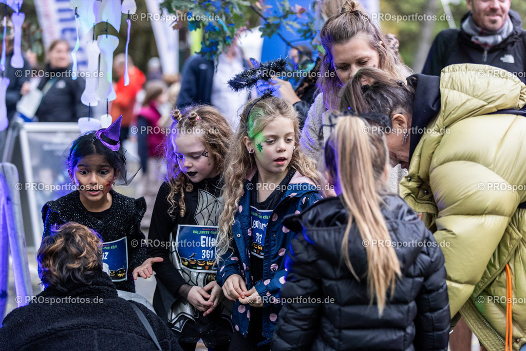 Sparda-Bank Halloween-Run Koeln 2023, 31.10.2023, Forstbotanischer Garten Rodenkirchen, Koeln | Impressionen vom Sparda-Bank Halloween-Run Koeln 2023, 31.10.2023, Forstbotanischer Garten Rodenkirchen, Koeln