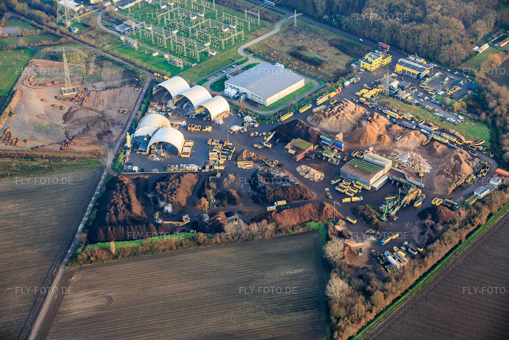 Luftbild: Wertstoffhof Mutterstadt/Limburgerhof in Mutterstadt im Bundesland Rheinland-Pfalz in Deutschland. Foto: IMG_152076.jpg vom 12.12.2025 durch Werner Riehm/FLY-FOTO.deKreisverwaltung Rhein-Pfalz-Kreis | Kreisverwaltung Rhein-Pfalz-Kreis