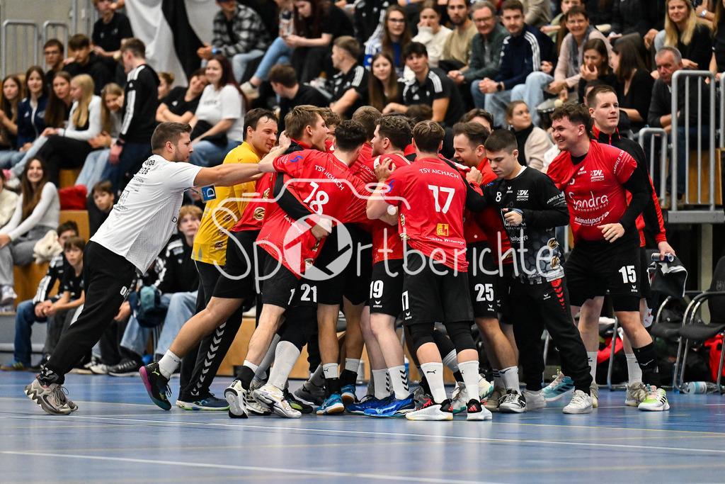 TSV Friedberg - TSV Aichach | Professionelle Sportfotos aus den Bereichen Fußball, Eishockey, Handball und vieles mehr. Ob Sieg oder Niederlage