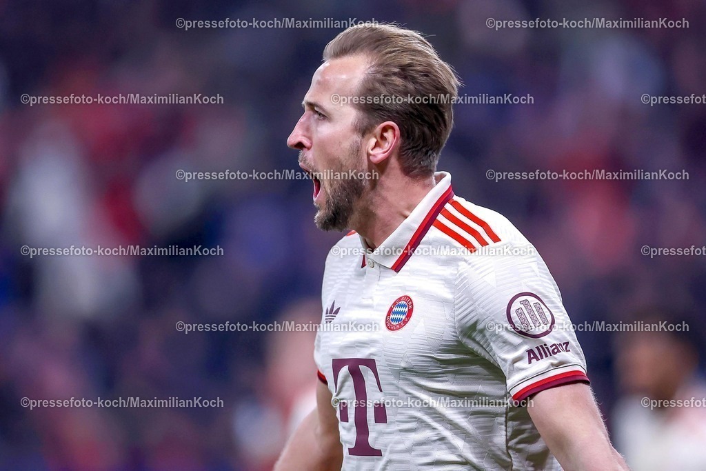 UCL11032501053 | 11.03.2025, Fußball, UEFA Champions League, Bayer 04 Leverkusen - FC Bayern München, Achtelfinale Rückspiel, BayArena, Saison 2024 2025: Torjubel nach dem 1:0 durch Torschütze Harry Kane (FC Bayern #9)DFB regulations prohibit any use of photographs as image sequences and or quasi-video.