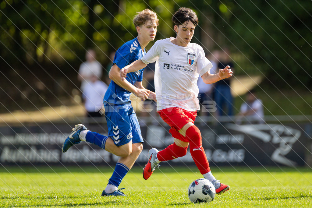 20250920_Picselweb-Fotografie_1R3_0970 | JFV D/A &amp; Stade - VfB Oldenburg0:1 VfB no70:2 VfB no70:3 VfB JFV Eigentor0:4 VfB no70:5 VfB no71:5 JFV no3 Jaric Jimenez-Voss2:5 JFV no9 Janko Sylvester3:5 JFV no16 Damian Elias Mihro Burekovic - Realisiert mit Pictrs.com