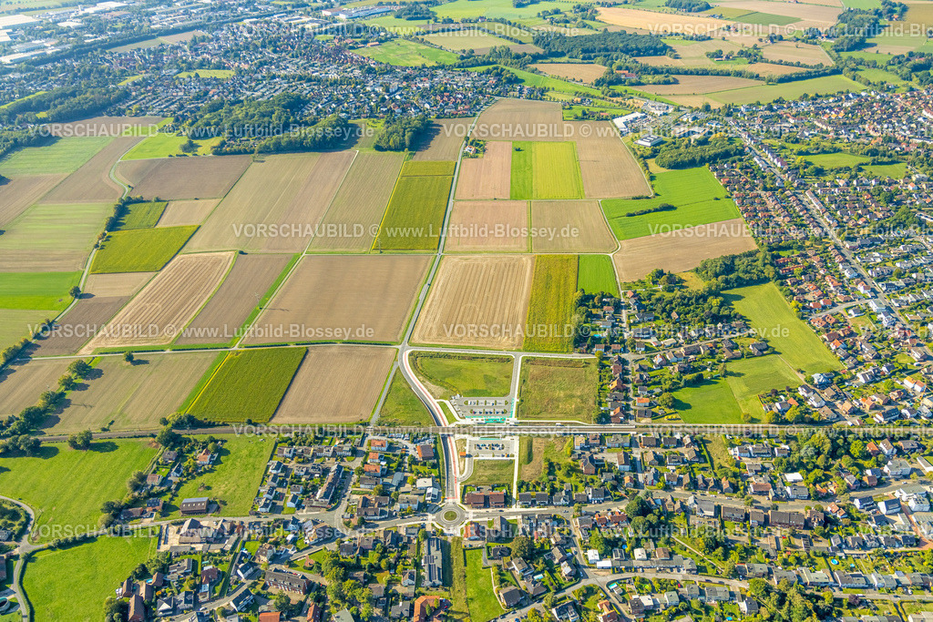 Hamm250900432 | Luftbild, geplanter Haltepunkt in Westtünnen, Baustelle am Südfeldweg und Von-Thünen-Straße für den künftigen Bahnhaltepunkt, Wiesen und Felder am Südfeldweg, Stadtbezirk Rhynern, Hamm, Ruhrgebiet, Nordrhein-Westfalen, Deutschland