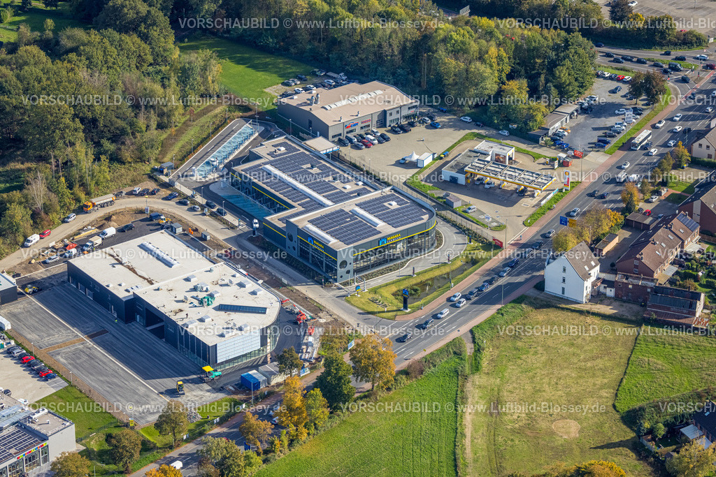 Duisburg221003593ASCAR-Karosserie | Luftbild, Gewerbegebiet Bärenstraße, neues Porsche-Zentrum, Niagara Carwash, Ascar Karosserie und Lackiererei, Overbruch, Duisburg, Ruhrgebiet, Nordrhein-Westfalen, Deutschland