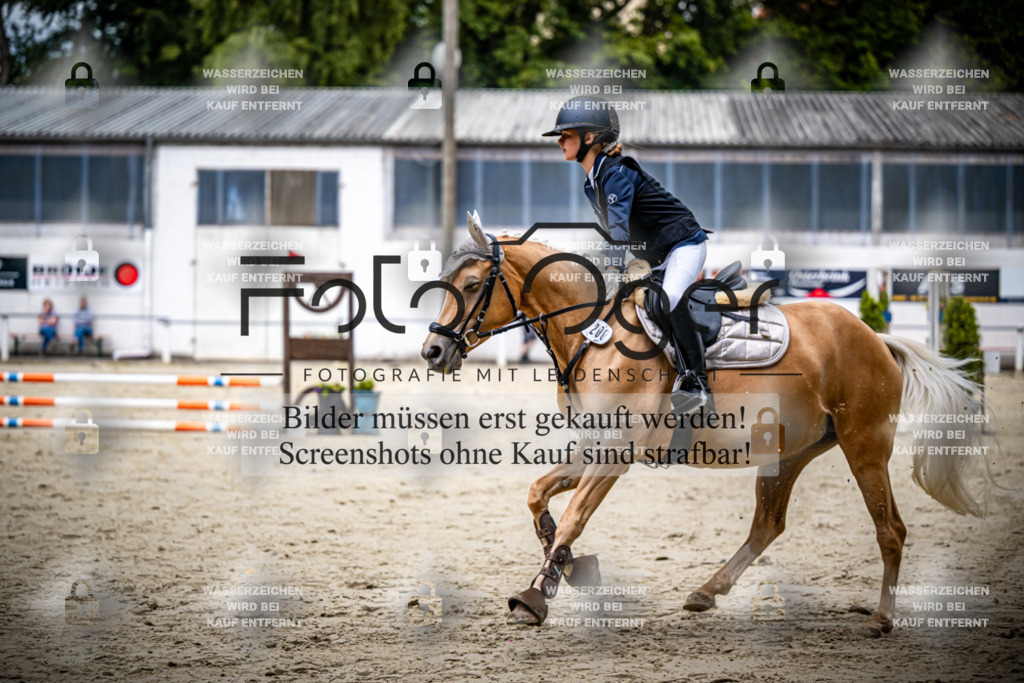 Turnier Laggenbeck 2026-15-0111 | Entdecke hochwertige Reitturnierfotos von Foto Oger. Professionell, emotional und authentisch – jetzt Lieblingsmomente im Shop bestellen.Deutschlandweite Turnierfotografie. - Realisiert mit Pictrs.com