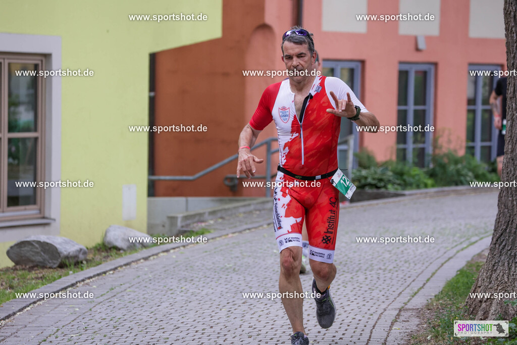 KSZ_4140 | Stadttriathlon Erding 2025. #yourpictrs #sportshot_your_pictrs @Sportshotphotography #stadttriathlonerding Copyright: www.sportshot.de