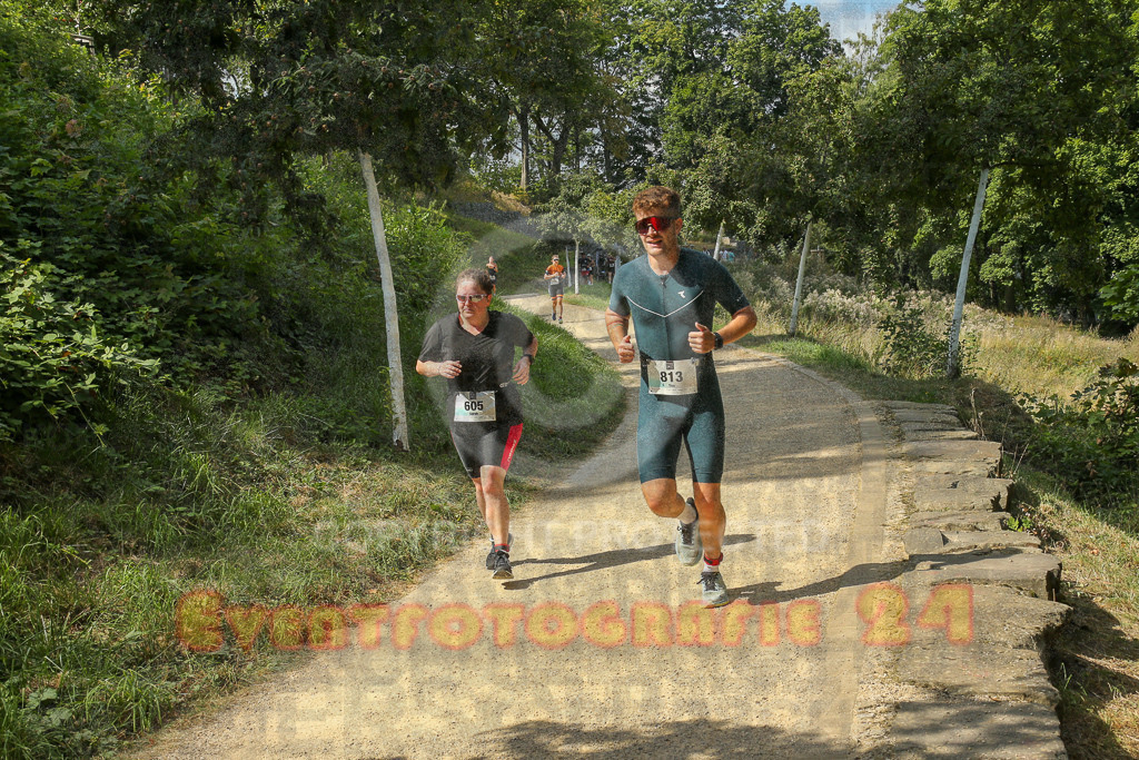 250824_1456_EX1_8150 | Sportfotografie im Rhein-Sieg Kreis, Köln, Bonn, NRW, Rheinland Pfalz, Hessen, etc. Unser Tätigkeitsfeld umfasst den Laufsport vom Volkslauf über den Marathon, Duathlon, Triathon bis zum Ultralauf wie Kölnpfad Ultra oder Schindertrail.