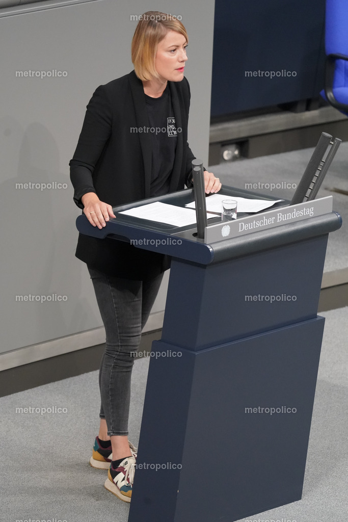 Clara Bünger (4) | Metropolico